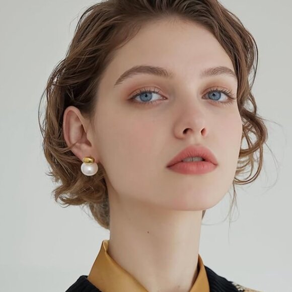 18K Gold Plated Pearl Drop Earrings - Picture 2 of 6